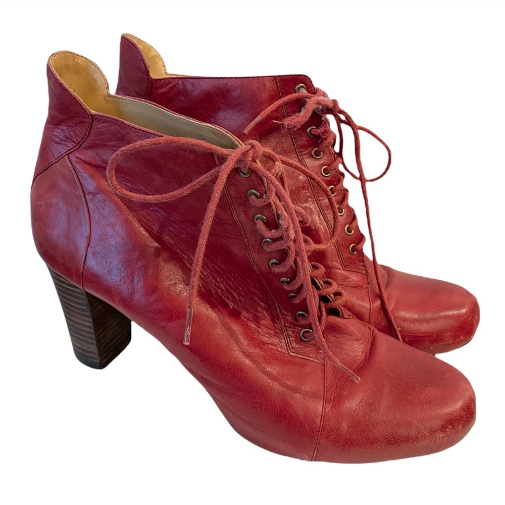 Red Nine West high heeled Booties, size 8.5 medium width